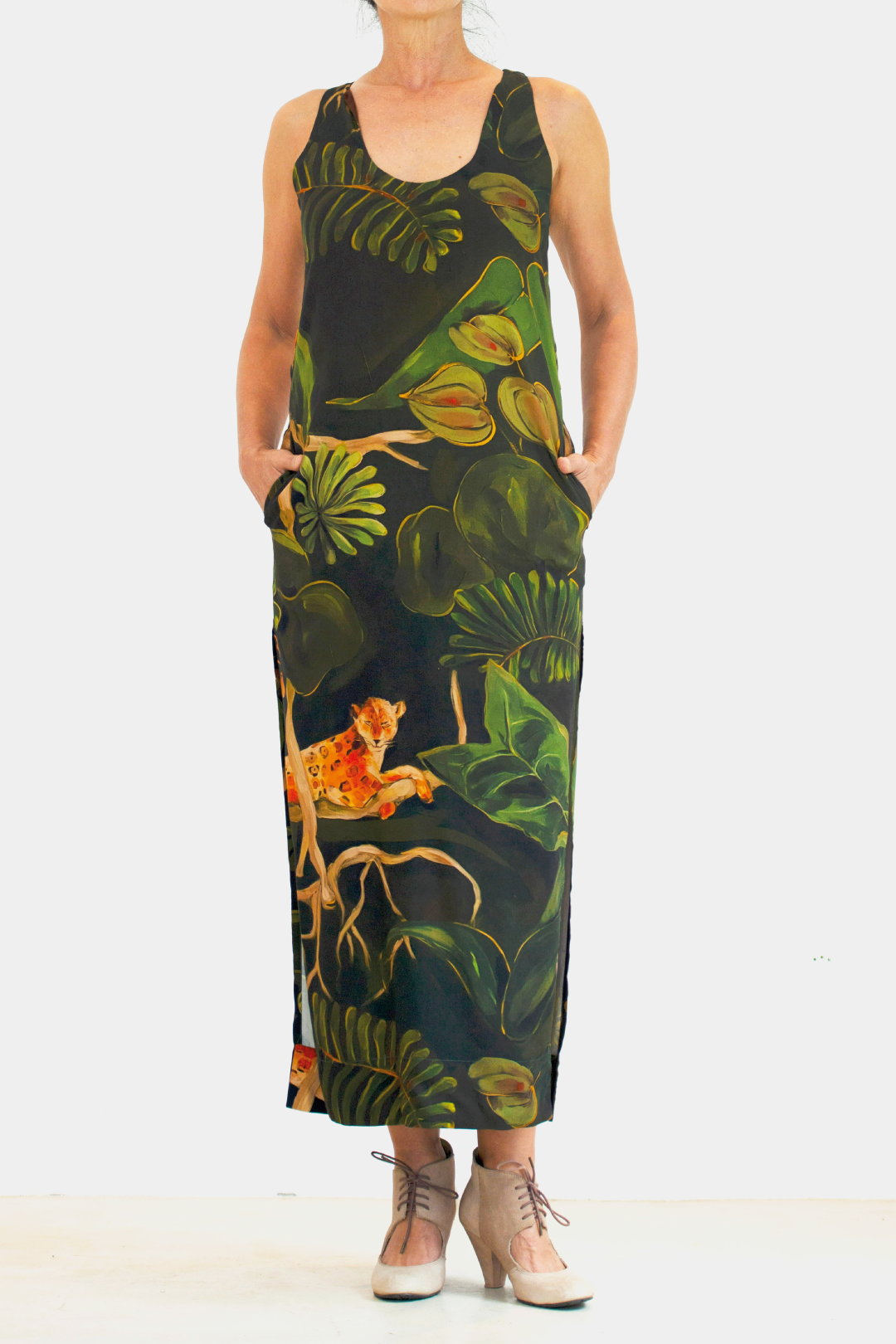 Vestido Longo Estampa Onça Jardim Santo