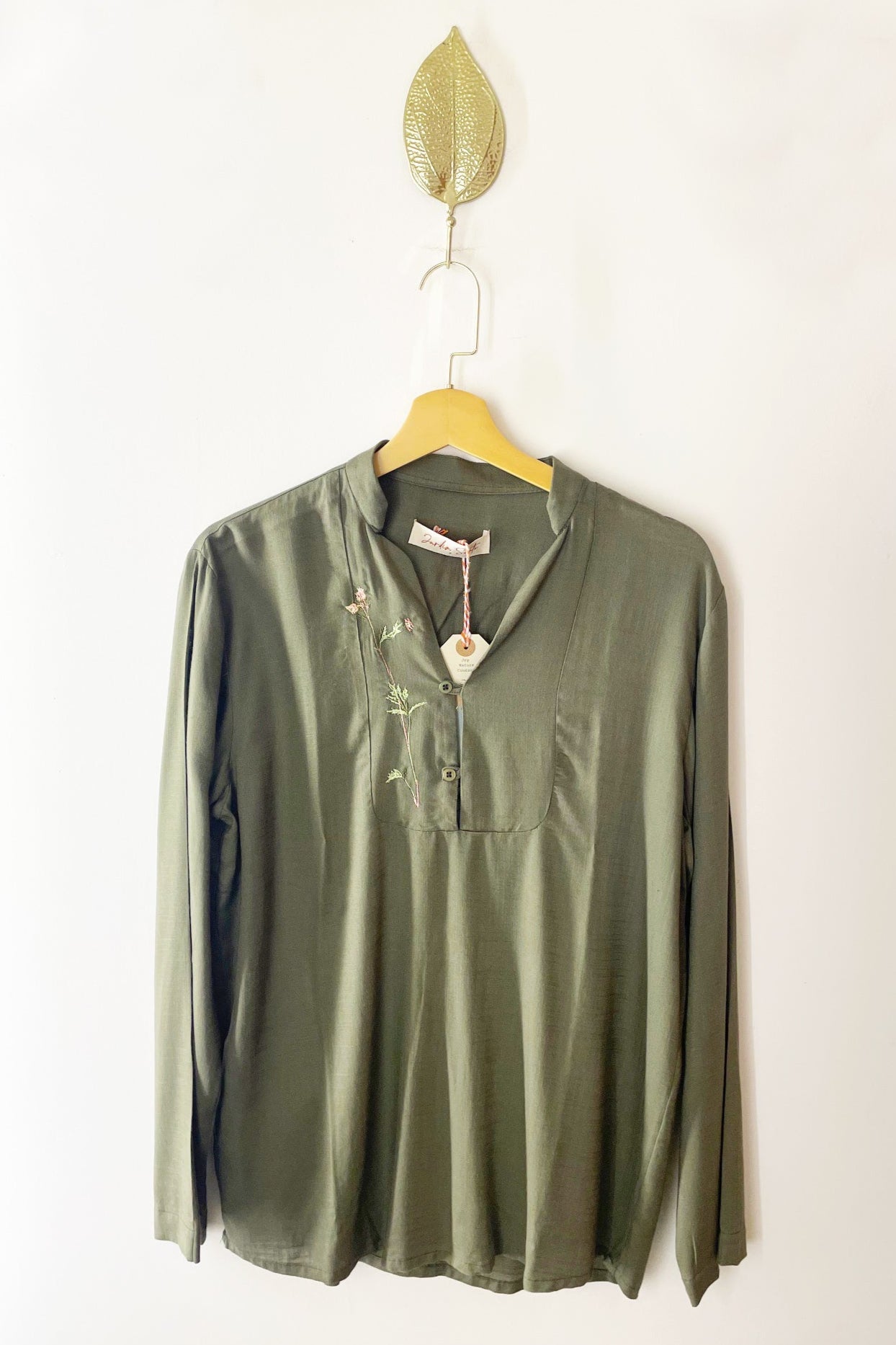 Bata Bordada Verde Musgo