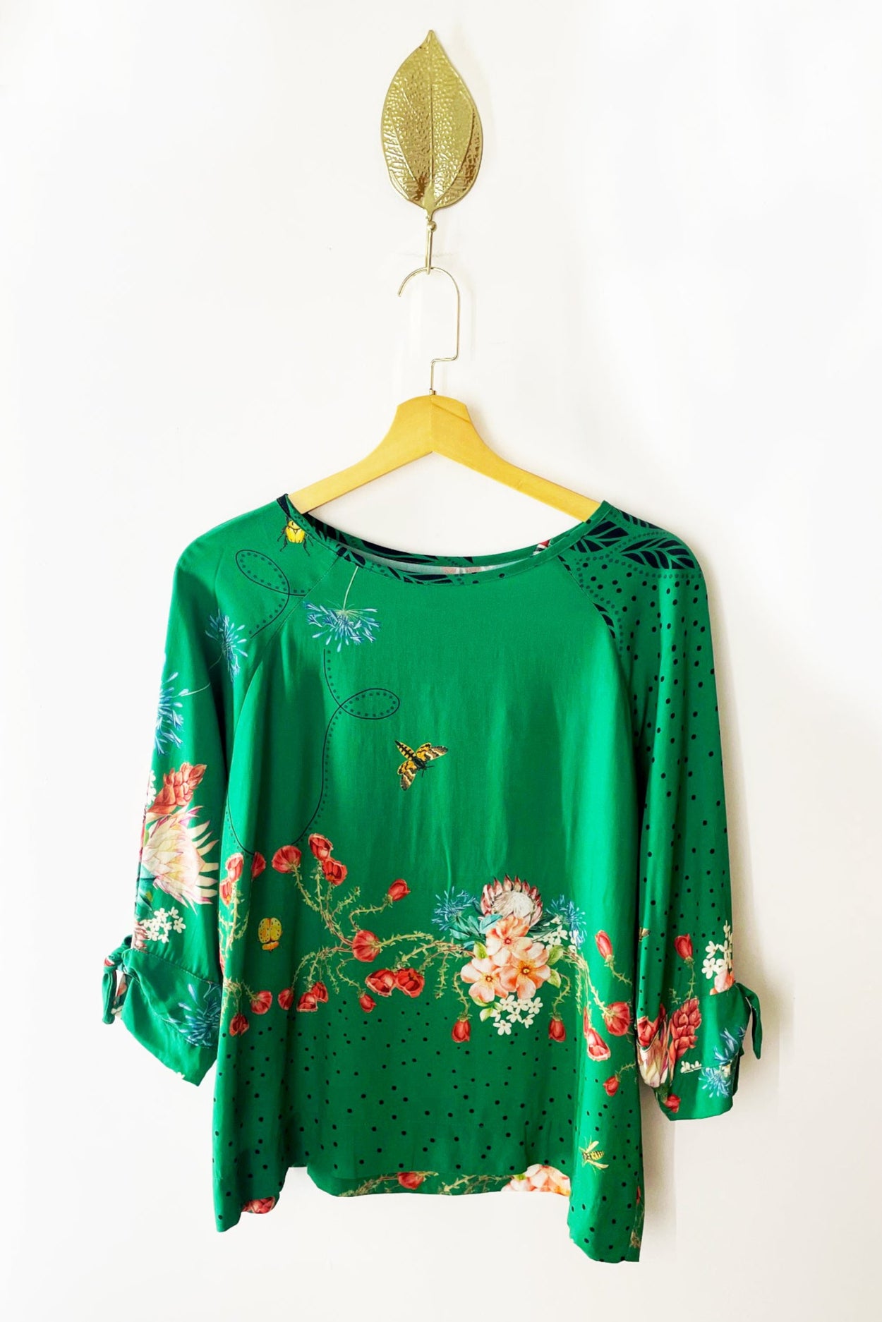 Blusa Nó Estampa Cobra Coral