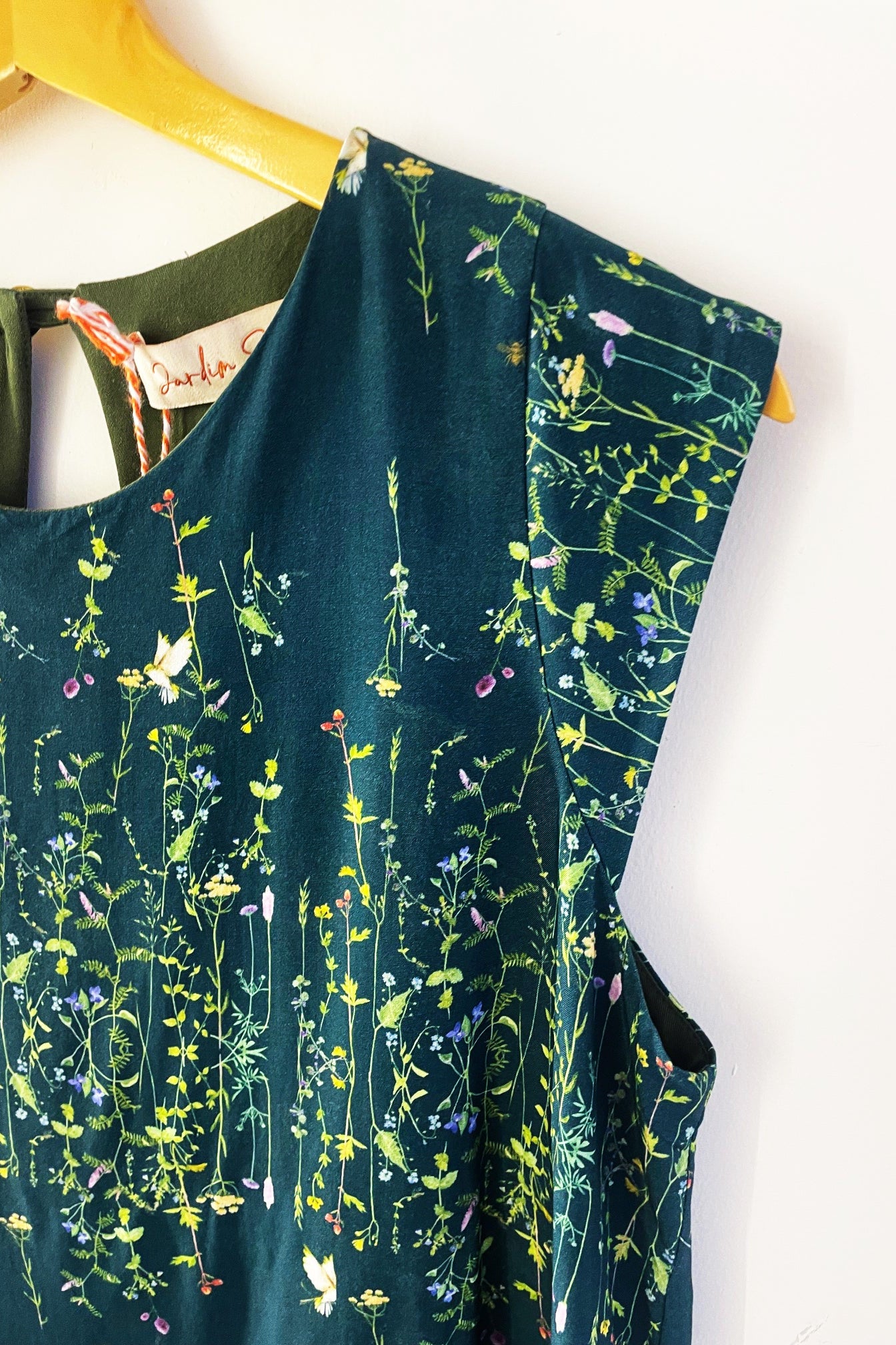 Blusa Trapézio Flores do Campo